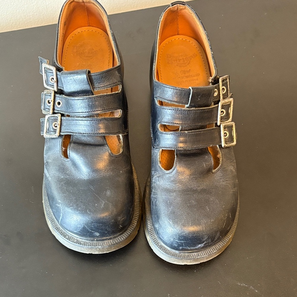 Black Leather Buckle Shoes